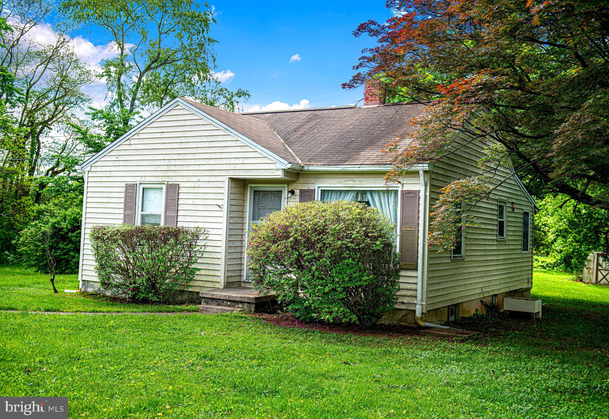 KINGSVILLE - Residential