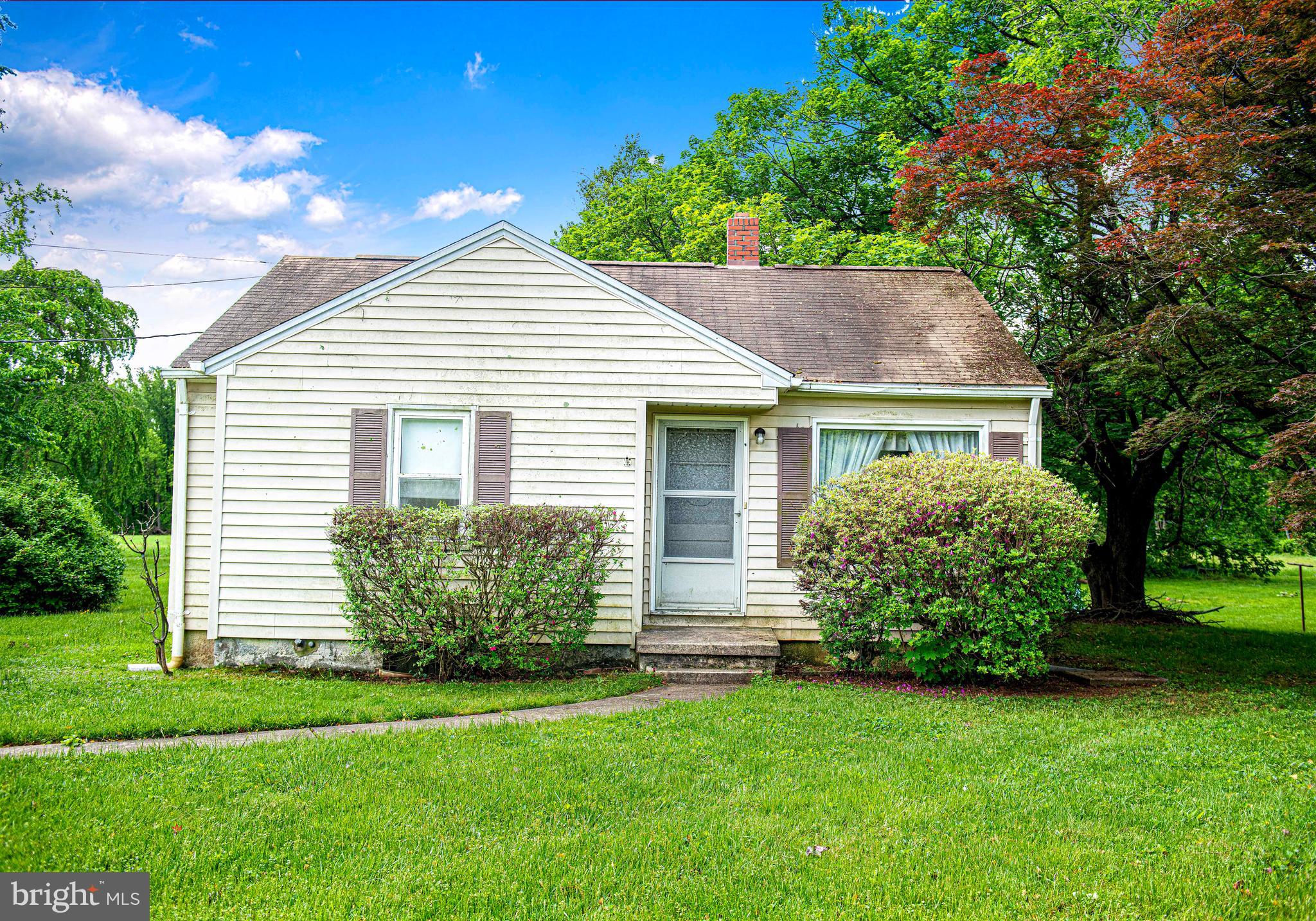 KINGSVILLE - Residential