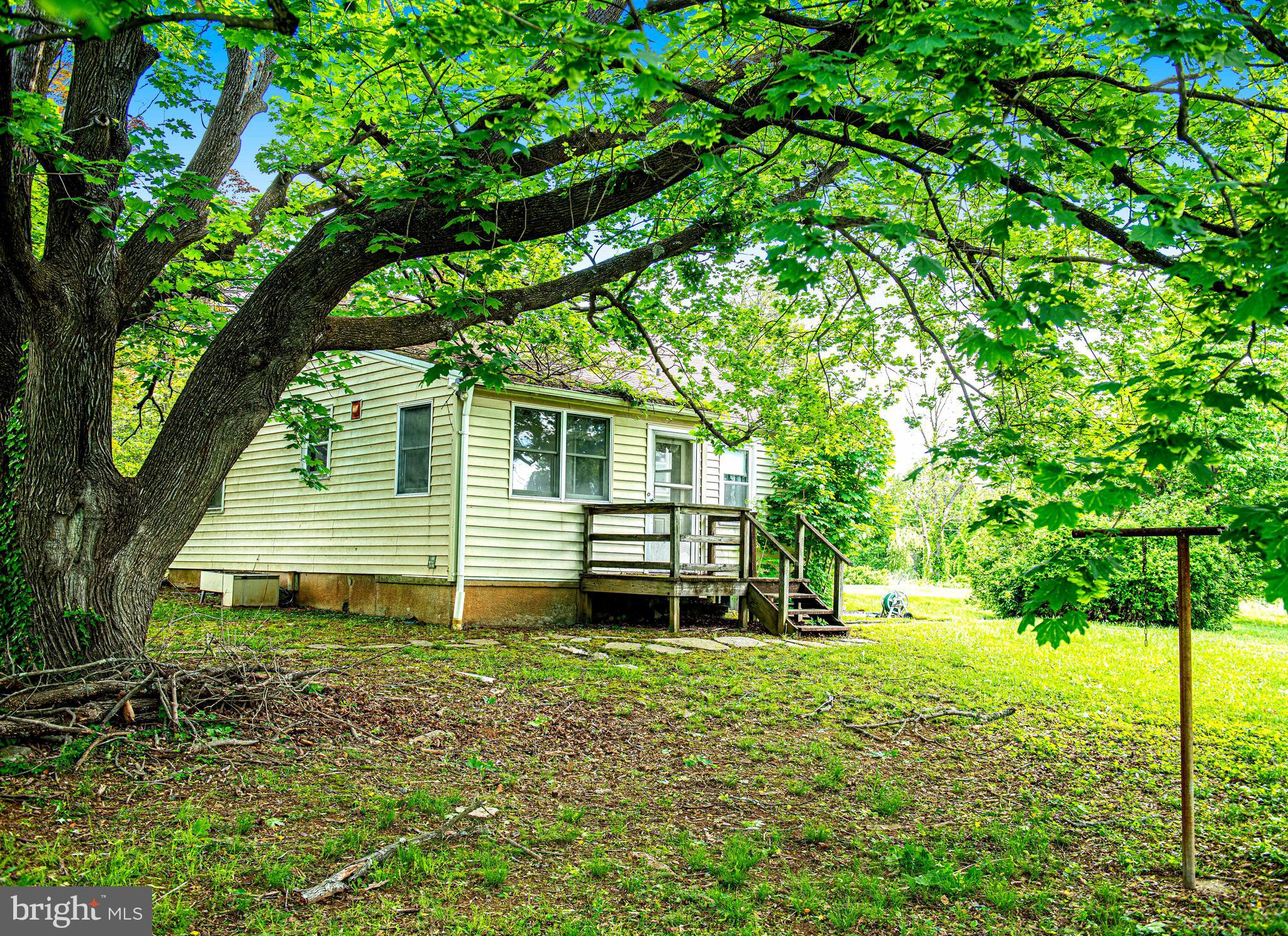 KINGSVILLE - Residential