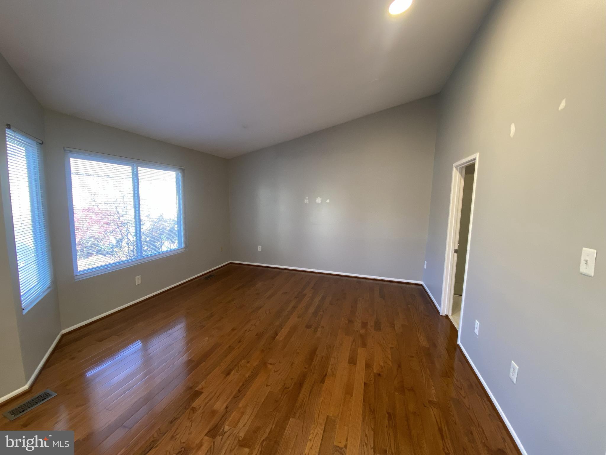 TIMBERLAWN - Residential Lease