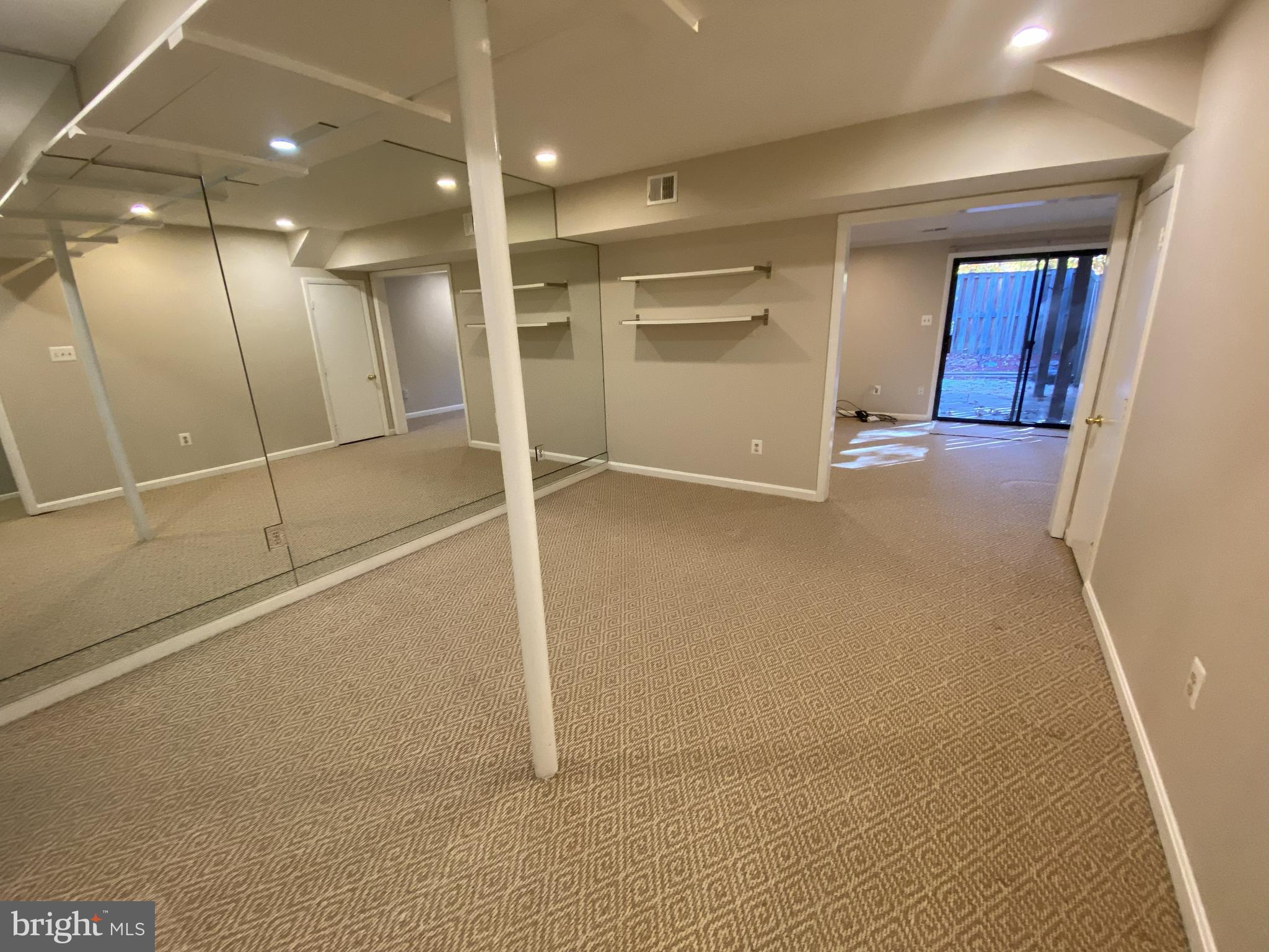 TIMBERLAWN - Residential Lease