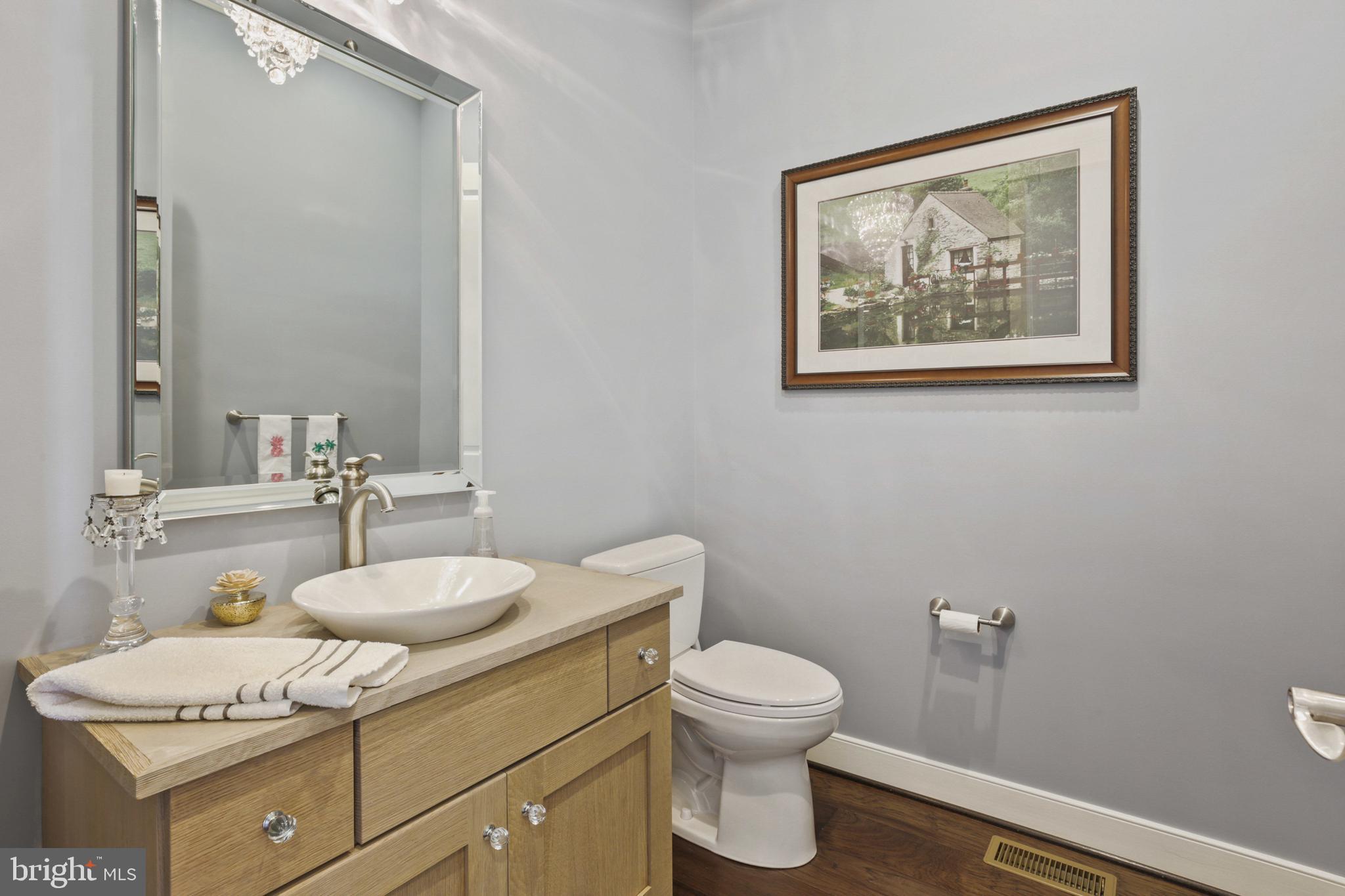 FALLS ROAD CORRIDOR - Residential