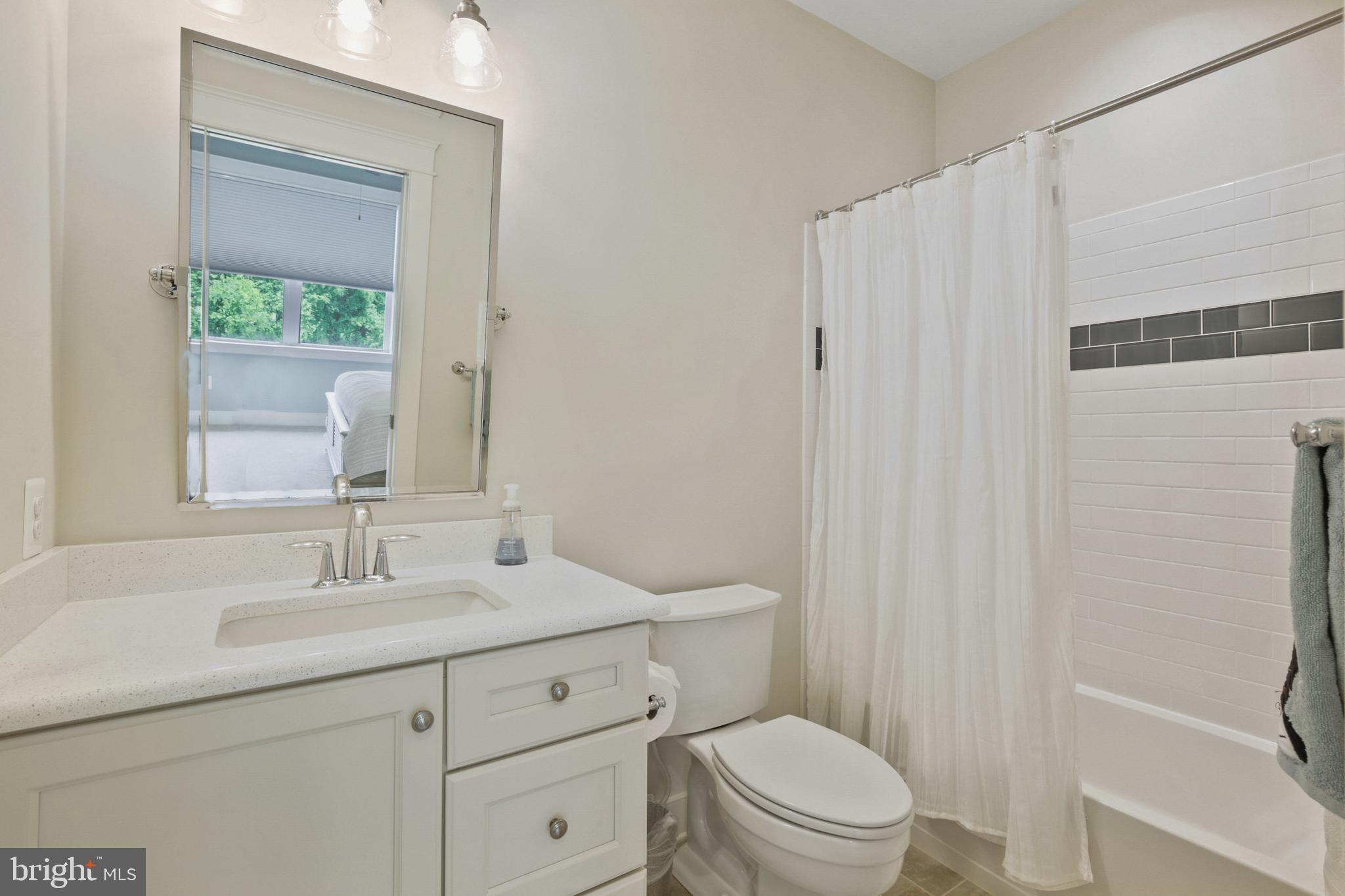 FALLS ROAD CORRIDOR - Residential