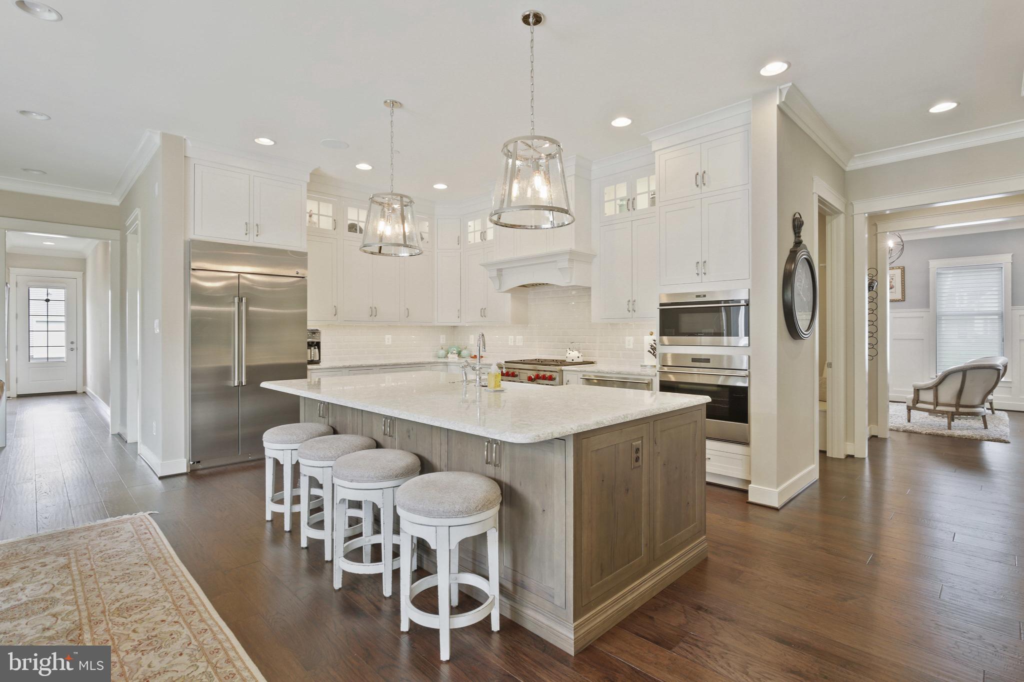 FALLS ROAD CORRIDOR - Residential