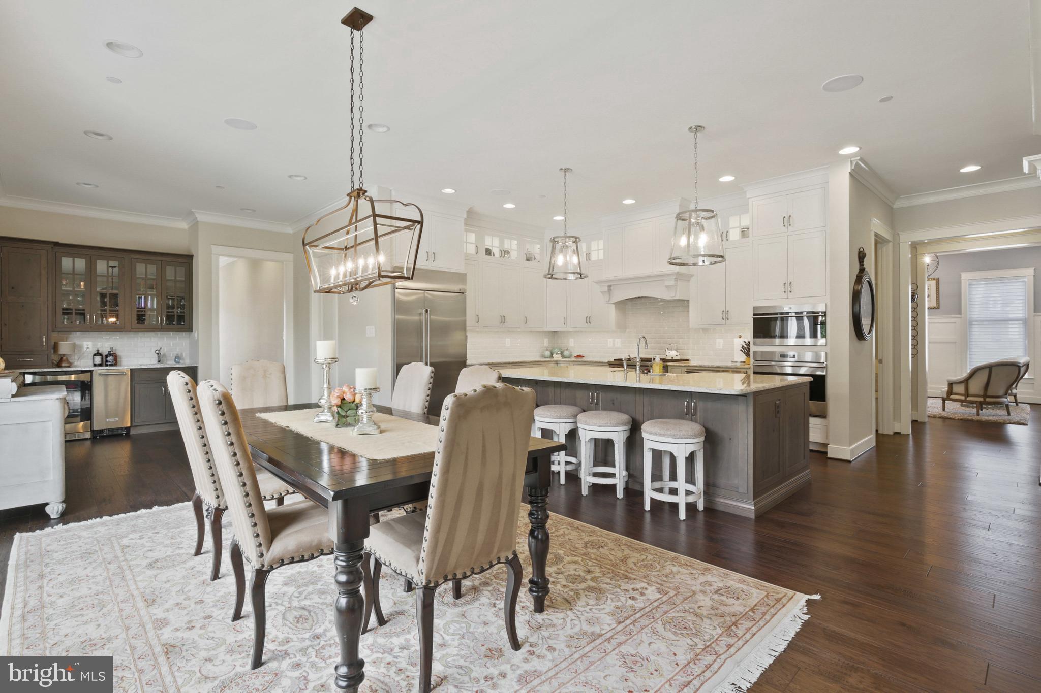 FALLS ROAD CORRIDOR - Residential