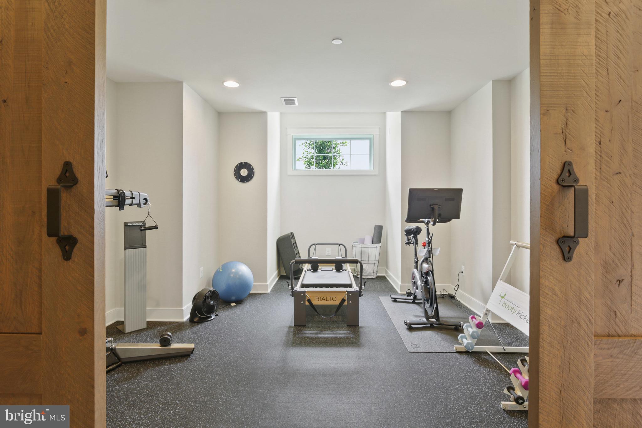 FALLS ROAD CORRIDOR - Residential