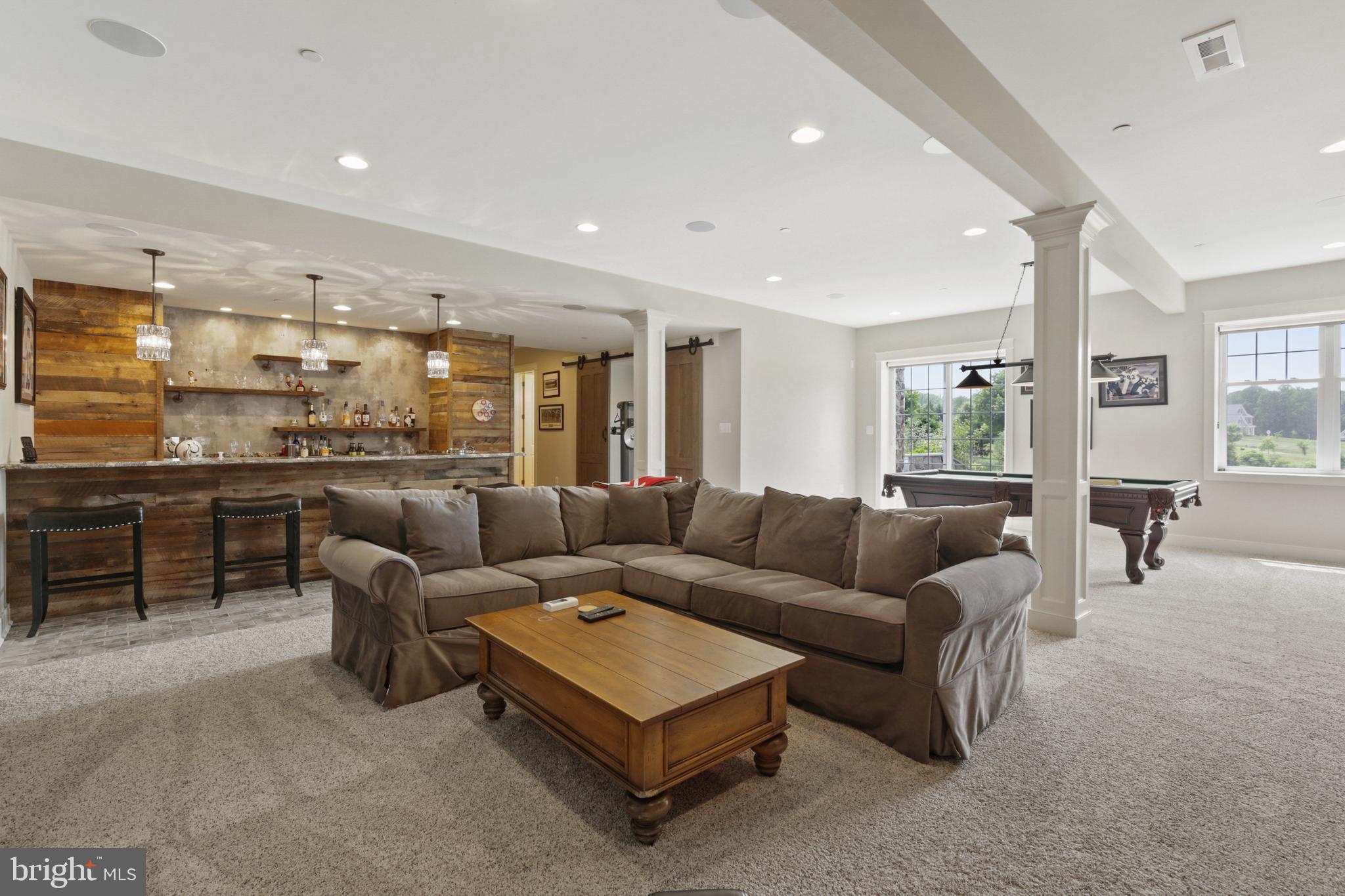 FALLS ROAD CORRIDOR - Residential