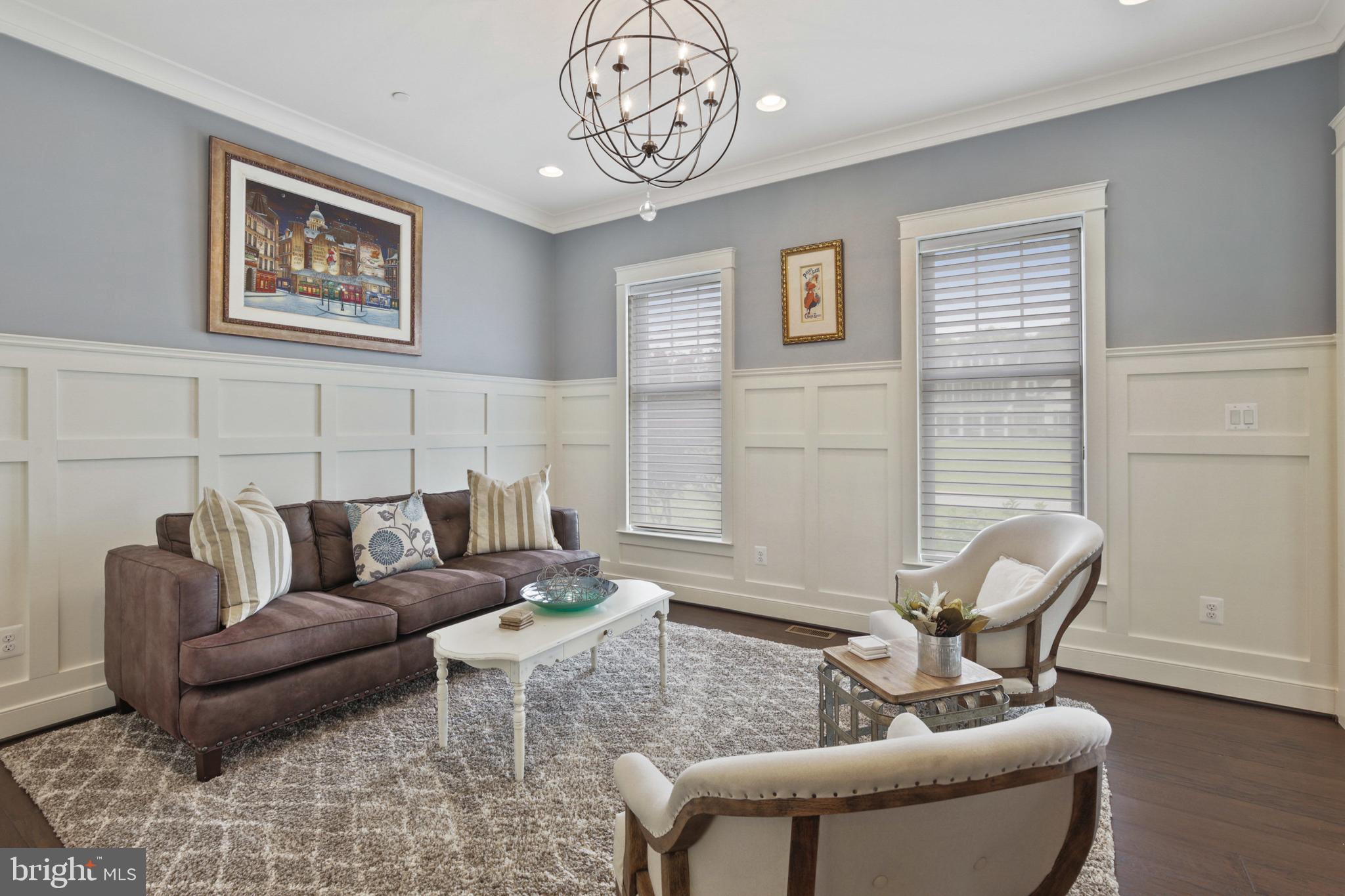 FALLS ROAD CORRIDOR - Residential