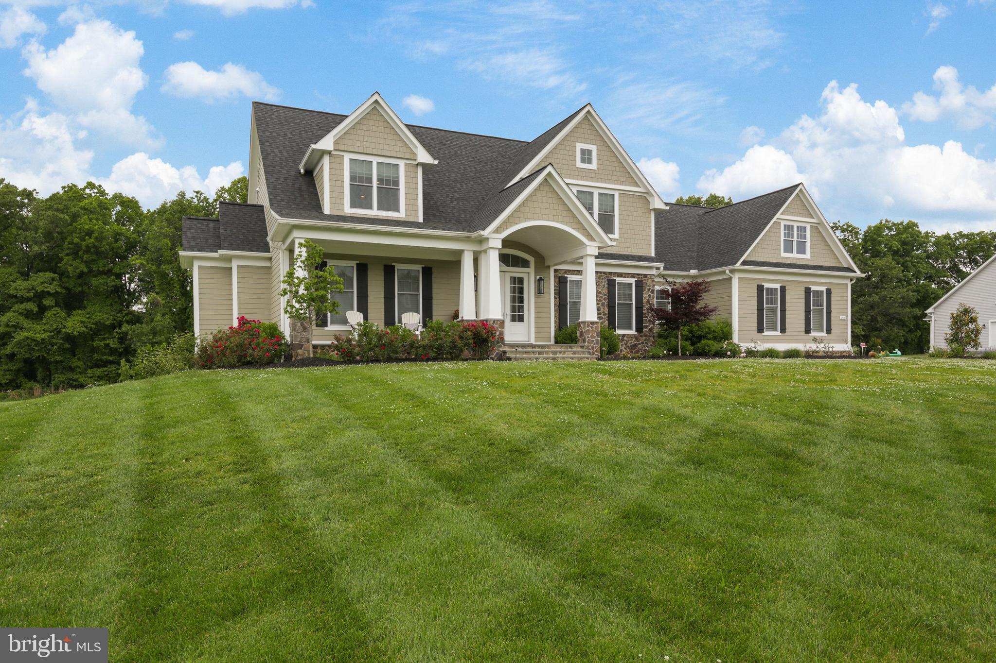 FALLS ROAD CORRIDOR - Residential