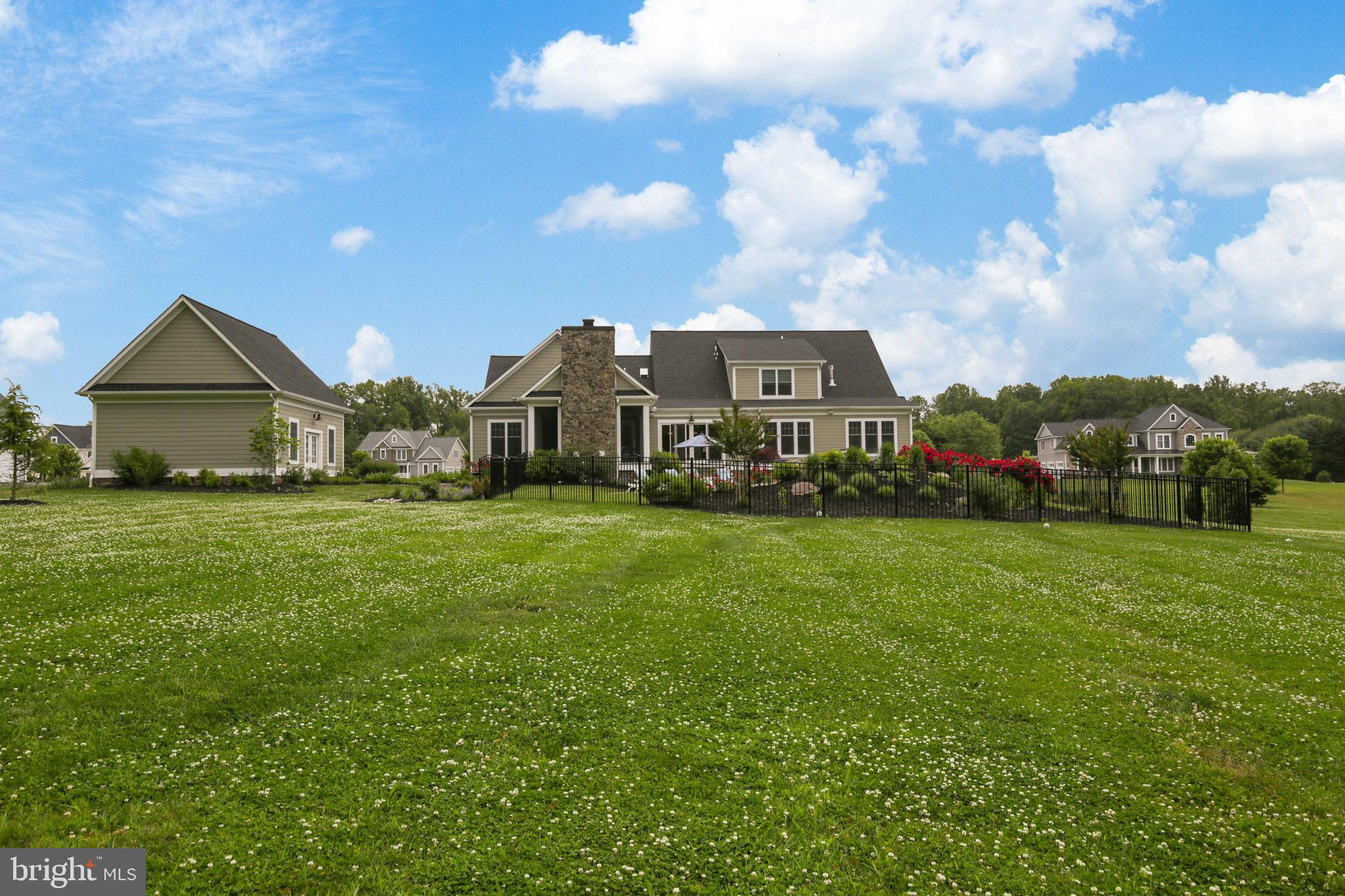 FALLS ROAD CORRIDOR - Residential