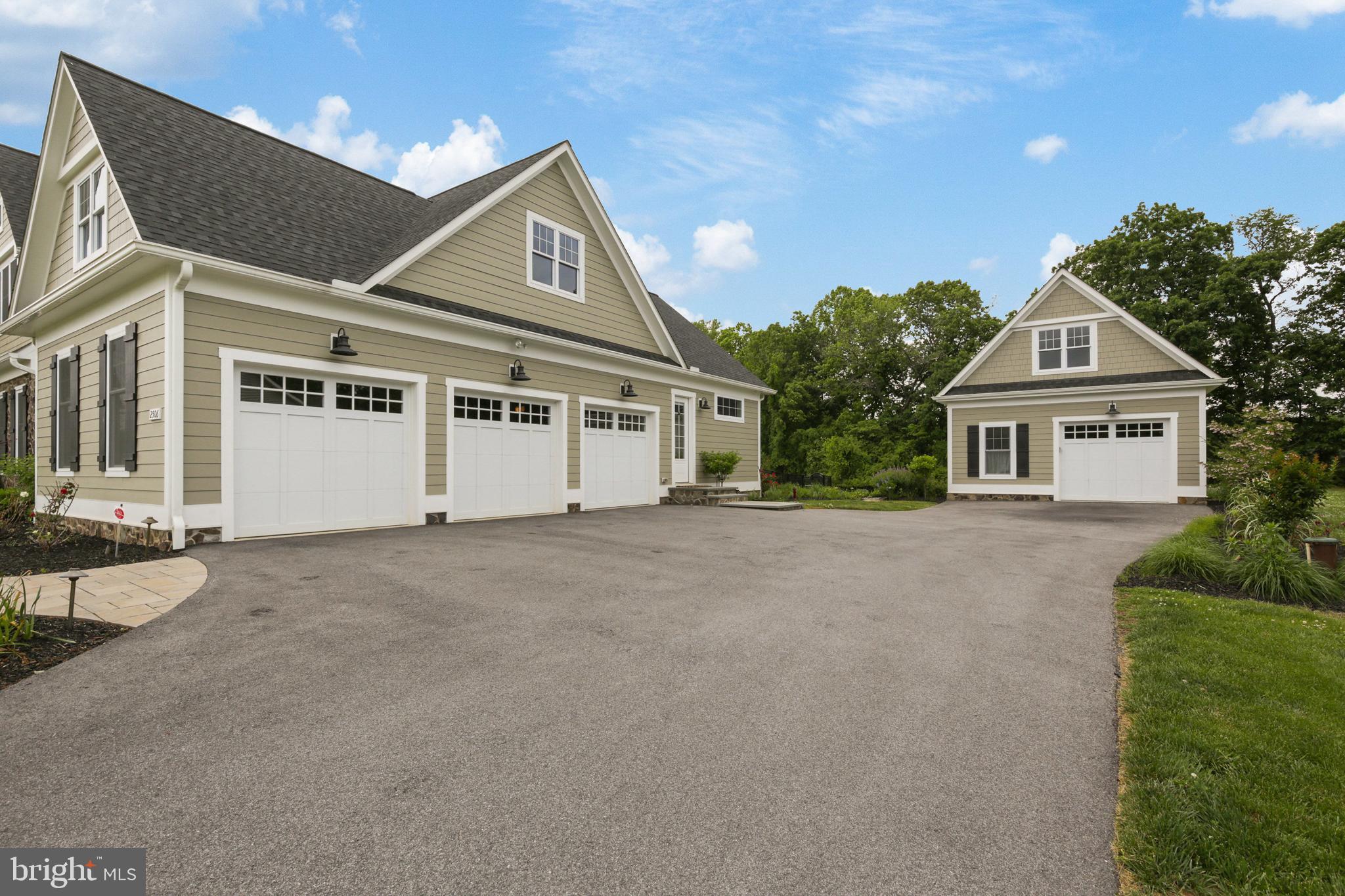 FALLS ROAD CORRIDOR - Residential