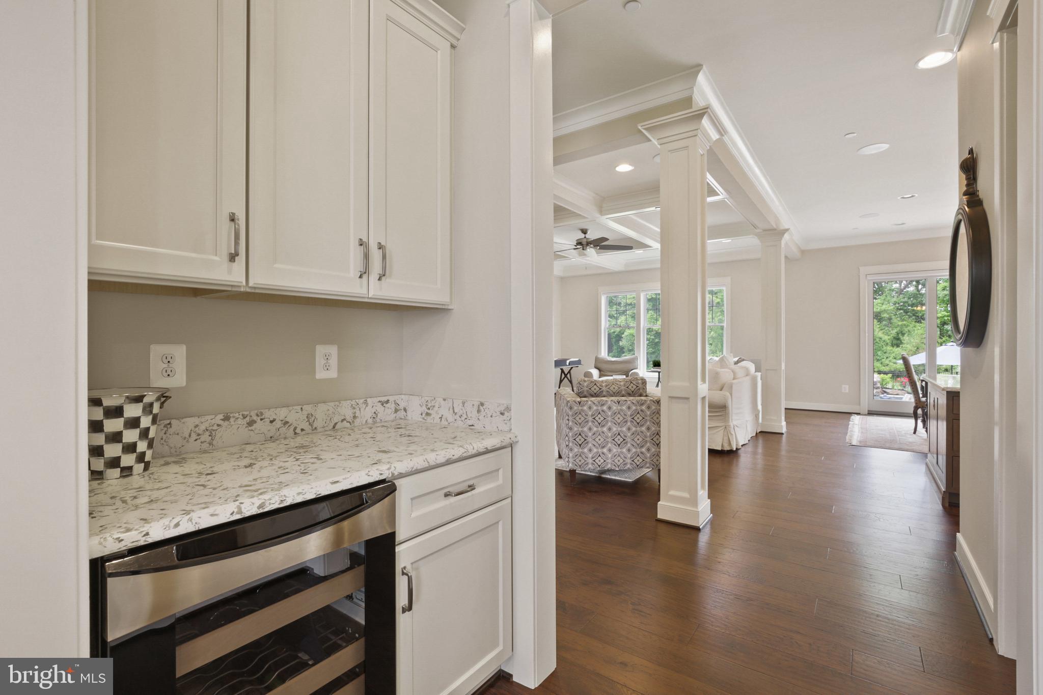 FALLS ROAD CORRIDOR - Residential