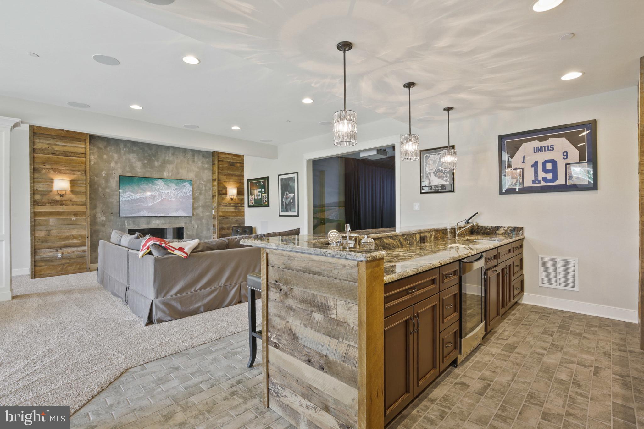 FALLS ROAD CORRIDOR - Residential