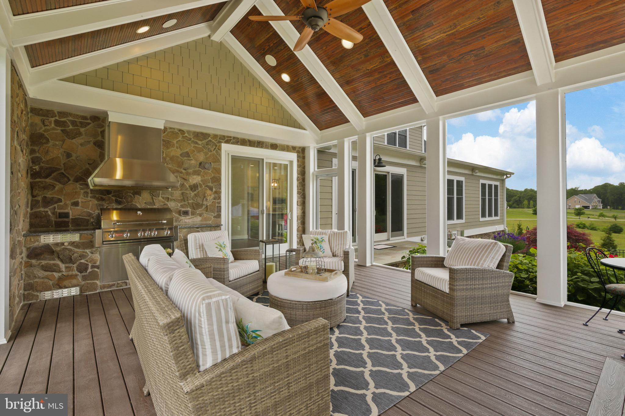 FALLS ROAD CORRIDOR - Residential