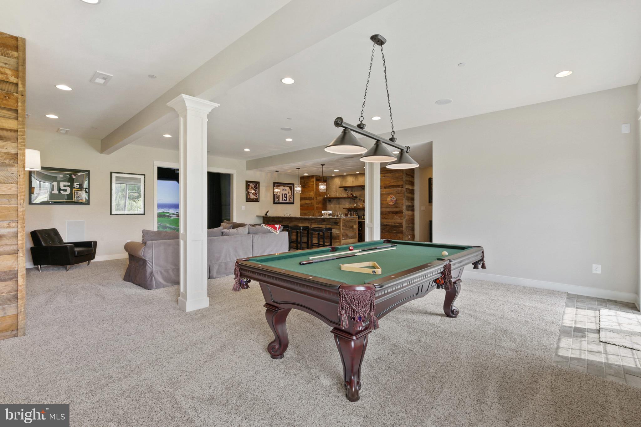 FALLS ROAD CORRIDOR - Residential