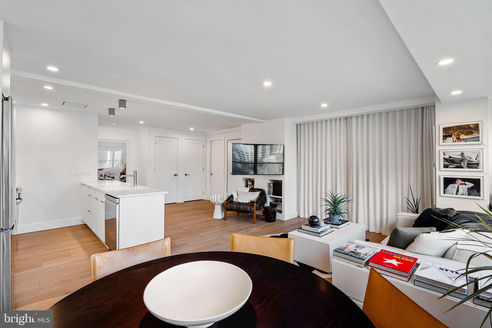 RITTENHOUSE SQUARE - Residential Lease