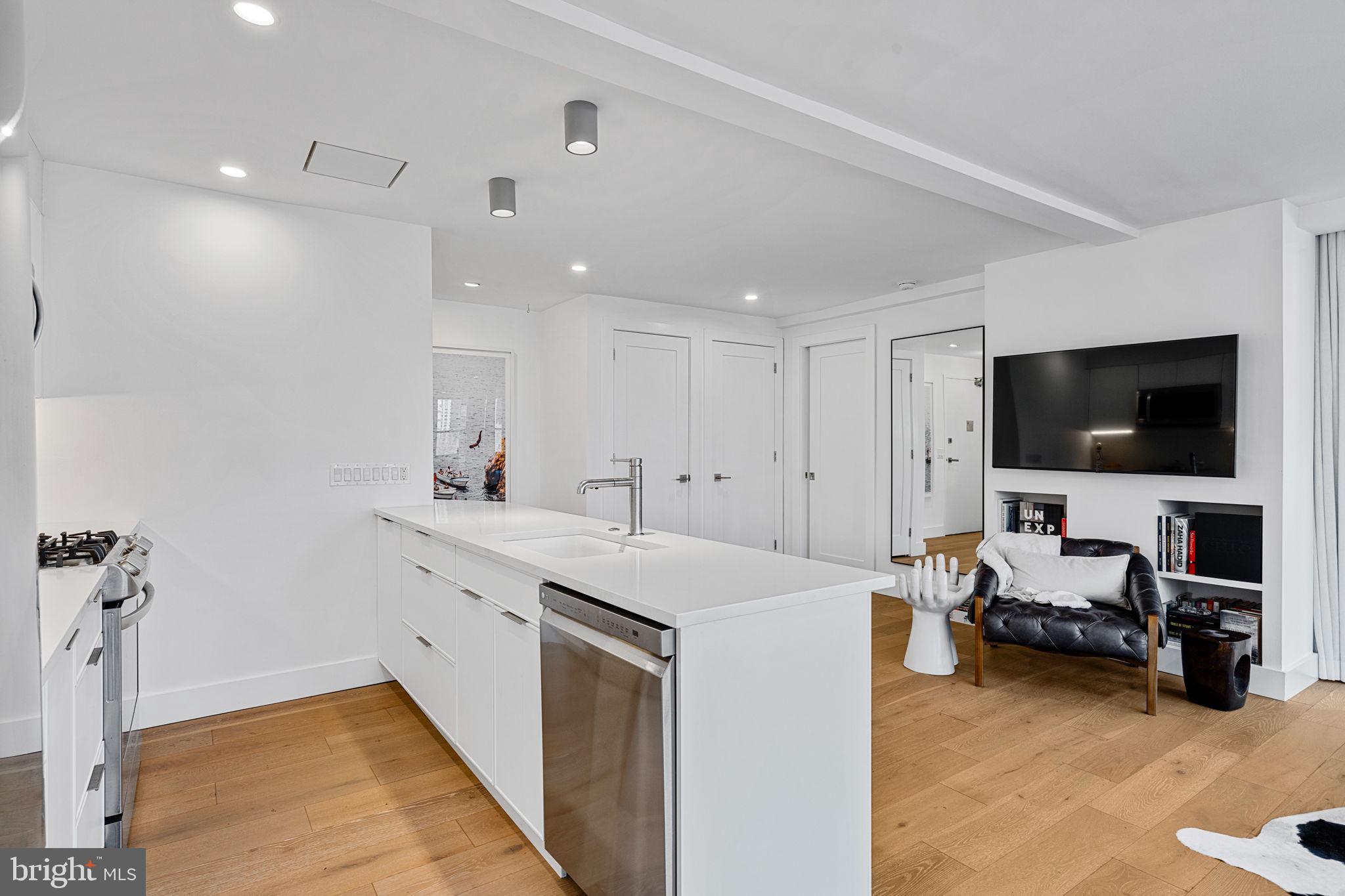 RITTENHOUSE SQUARE - Residential Lease