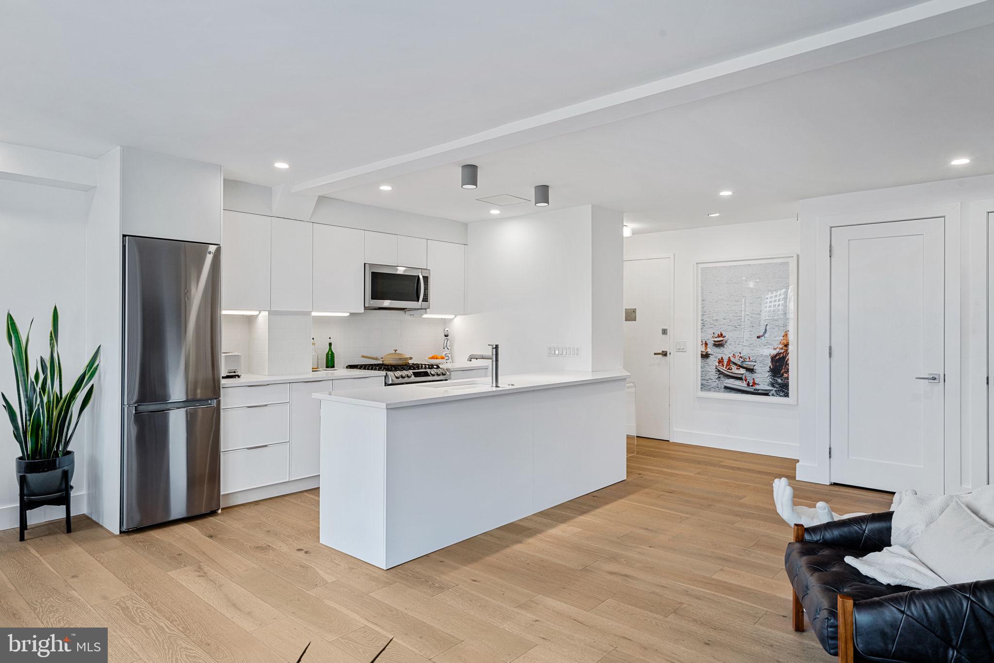 RITTENHOUSE SQUARE - Residential Lease