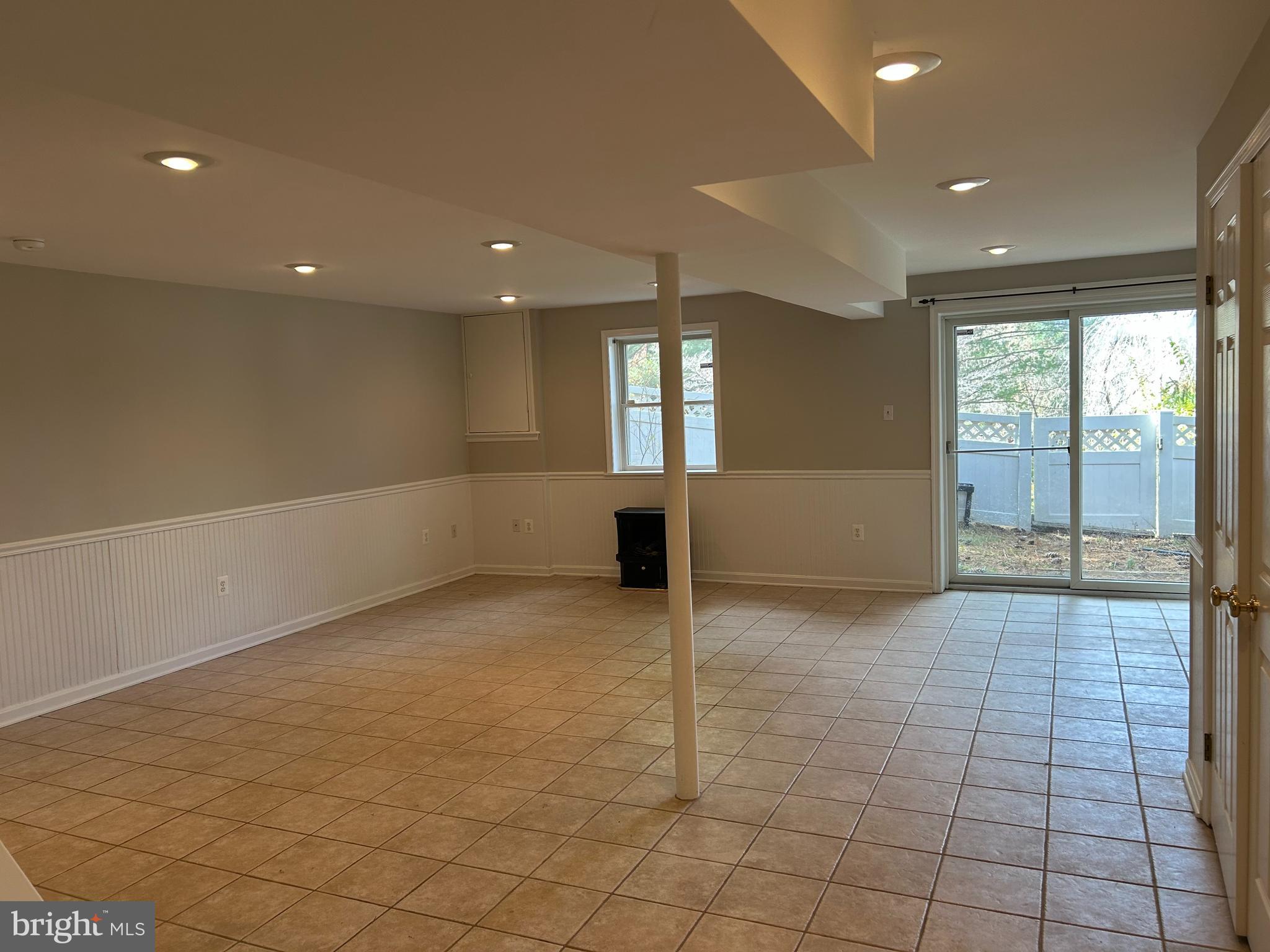 SUNNYBROOK FARMS - Residential