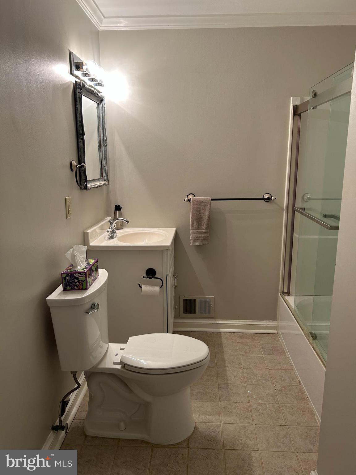 SUNNYBROOK FARMS - Residential