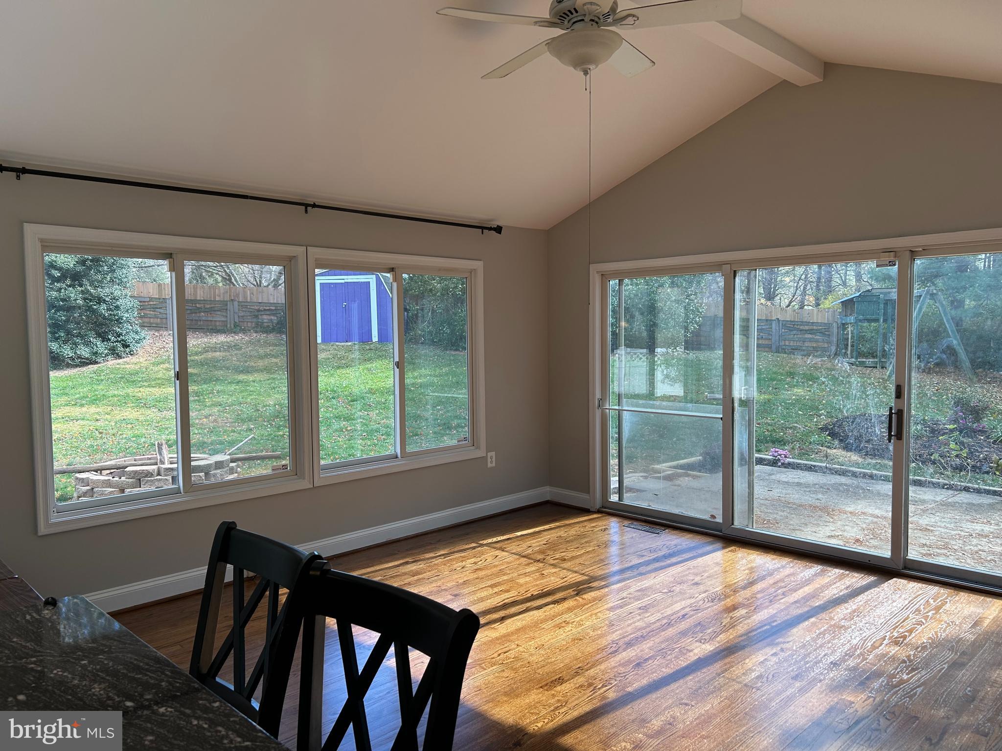 SUNNYBROOK FARMS - Residential