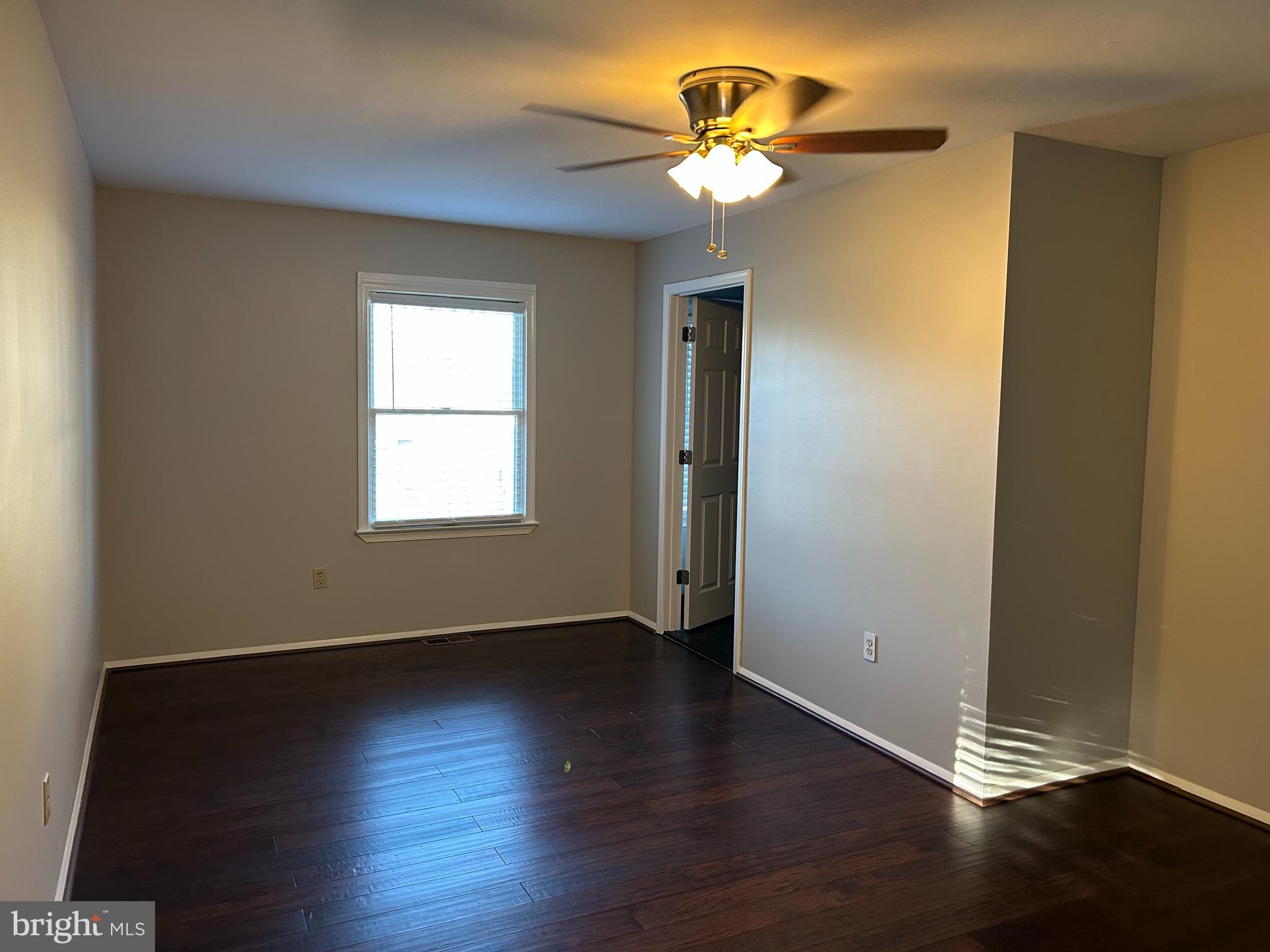 SUNNYBROOK FARMS - Residential