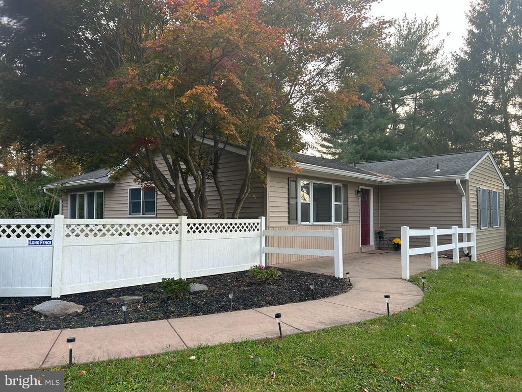 Photo of 3010 White Pine Drive, MONROVIA, MD 21770 (MLS # MDFR2072846)