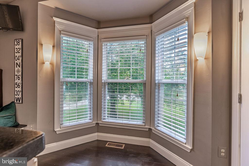 KINGS GRANT - Residential