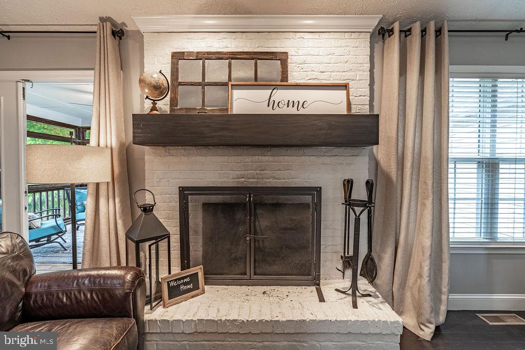 KINGS GRANT - Residential