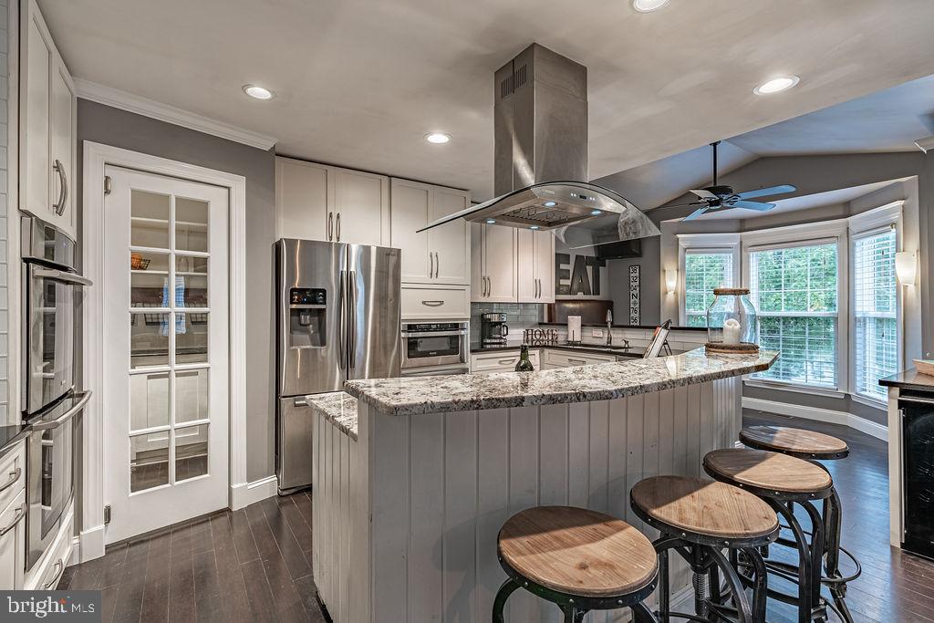 KINGS GRANT - Residential