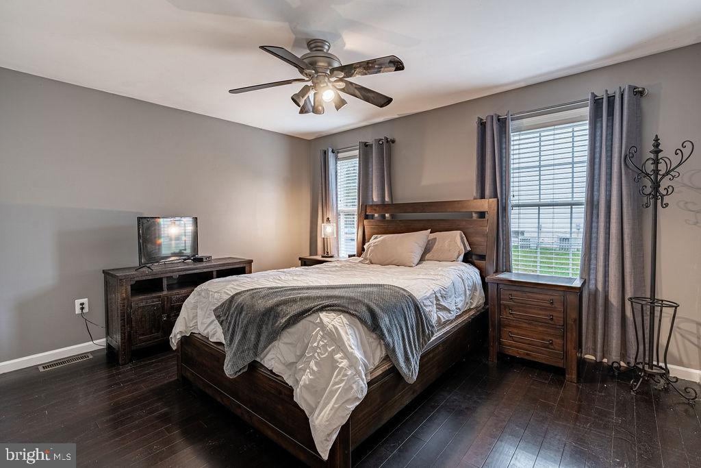 KINGS GRANT - Residential