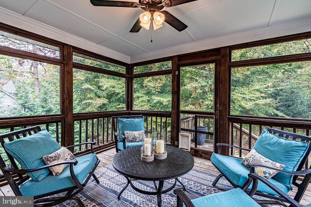 KINGS GRANT - Residential