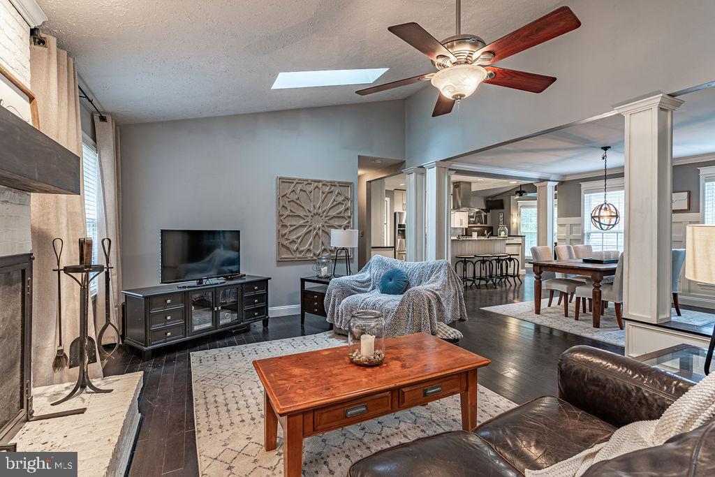 KINGS GRANT - Residential