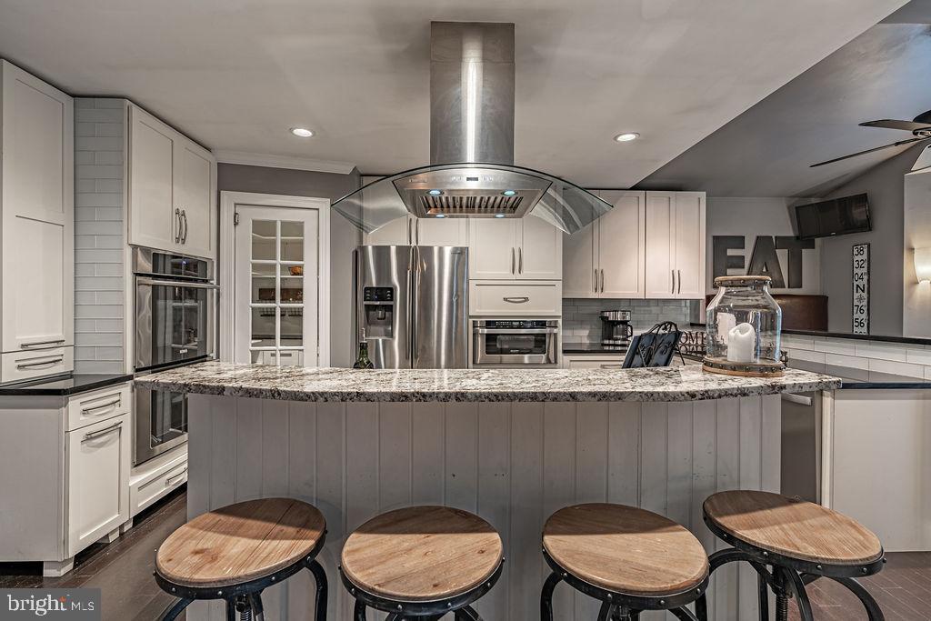 KINGS GRANT - Residential