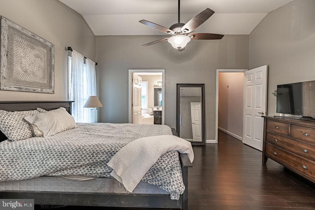 KINGS GRANT - Residential