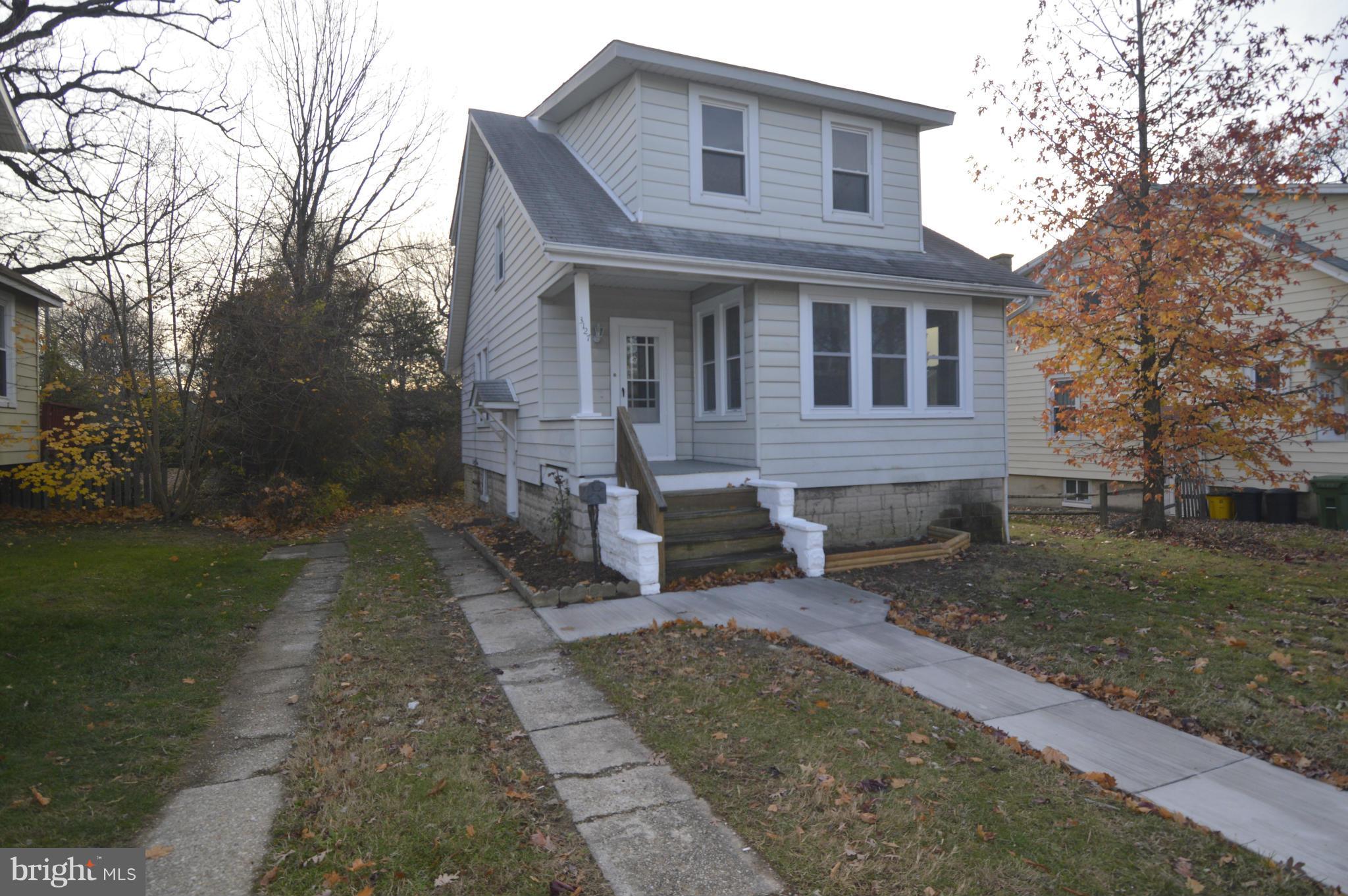 PARKVILLE - Residential Lease