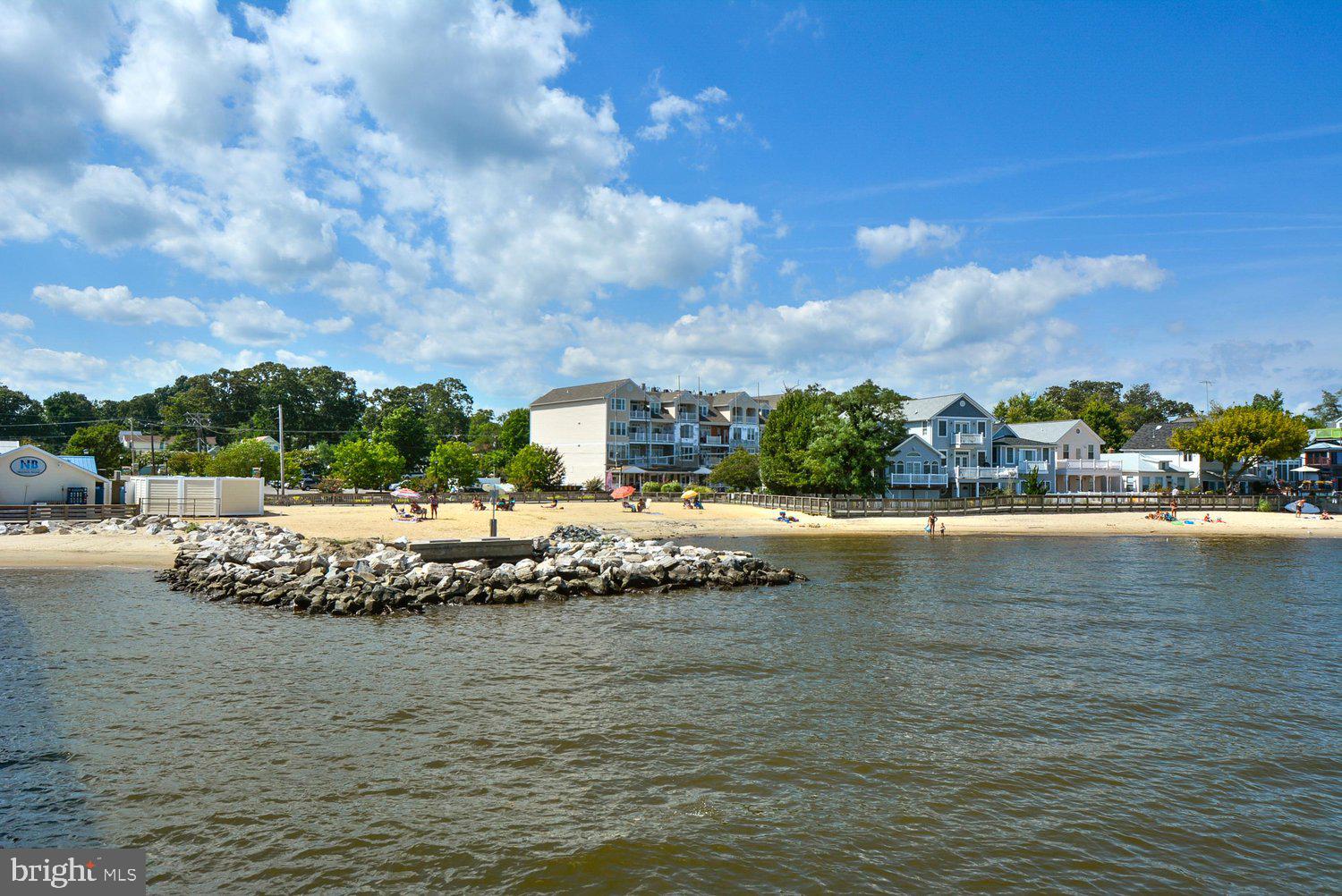 NORTH BEACH PARK - Residential