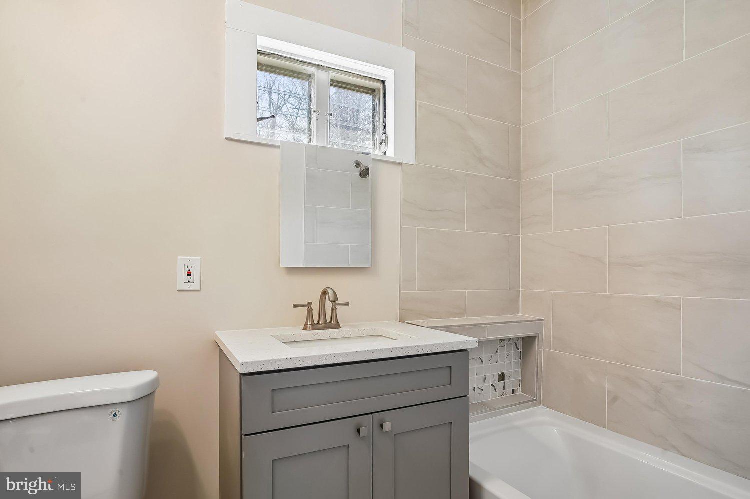 NORTH BEACH PARK - Residential