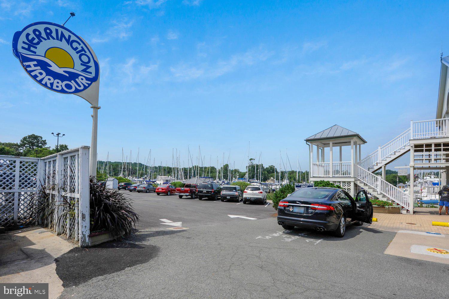 NORTH BEACH PARK - Residential