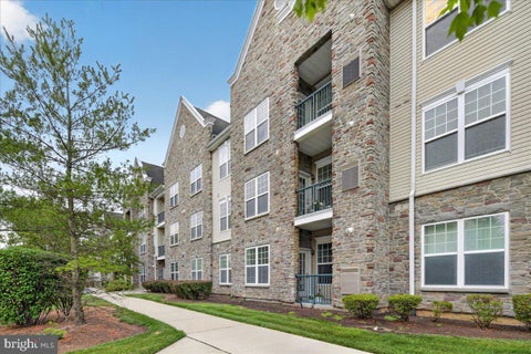 Condo For Sale - 100 MIDDLESEX 100 Middlesex Boulevard #313<br/> PLAINSBORO, NJ 08536
