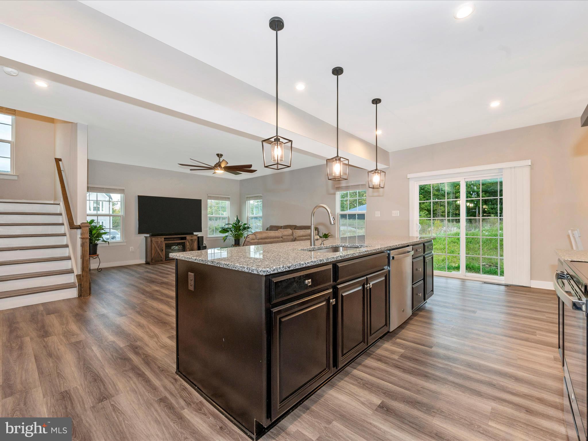 POTOMAC STATION - Residential