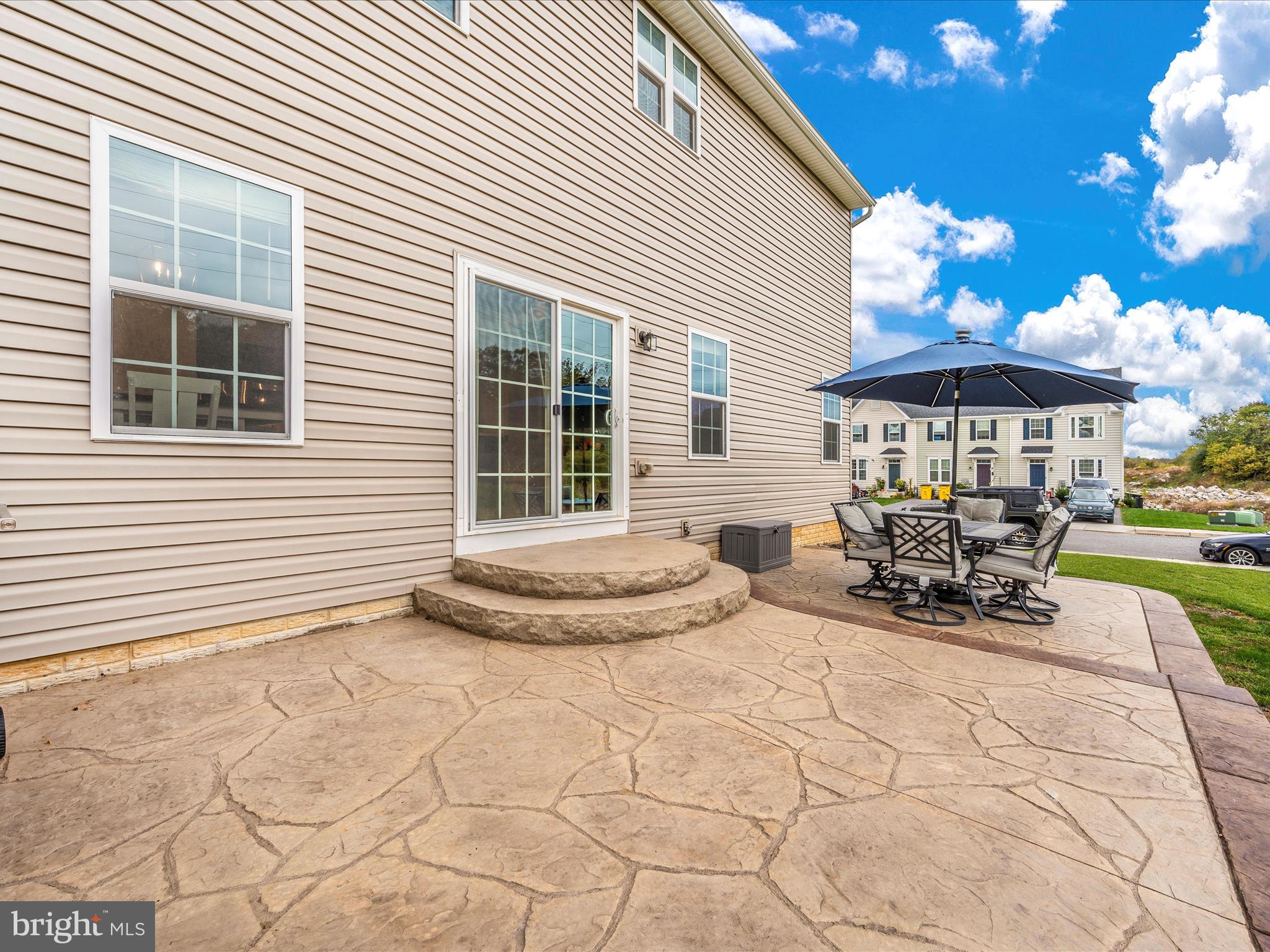 POTOMAC STATION - Residential