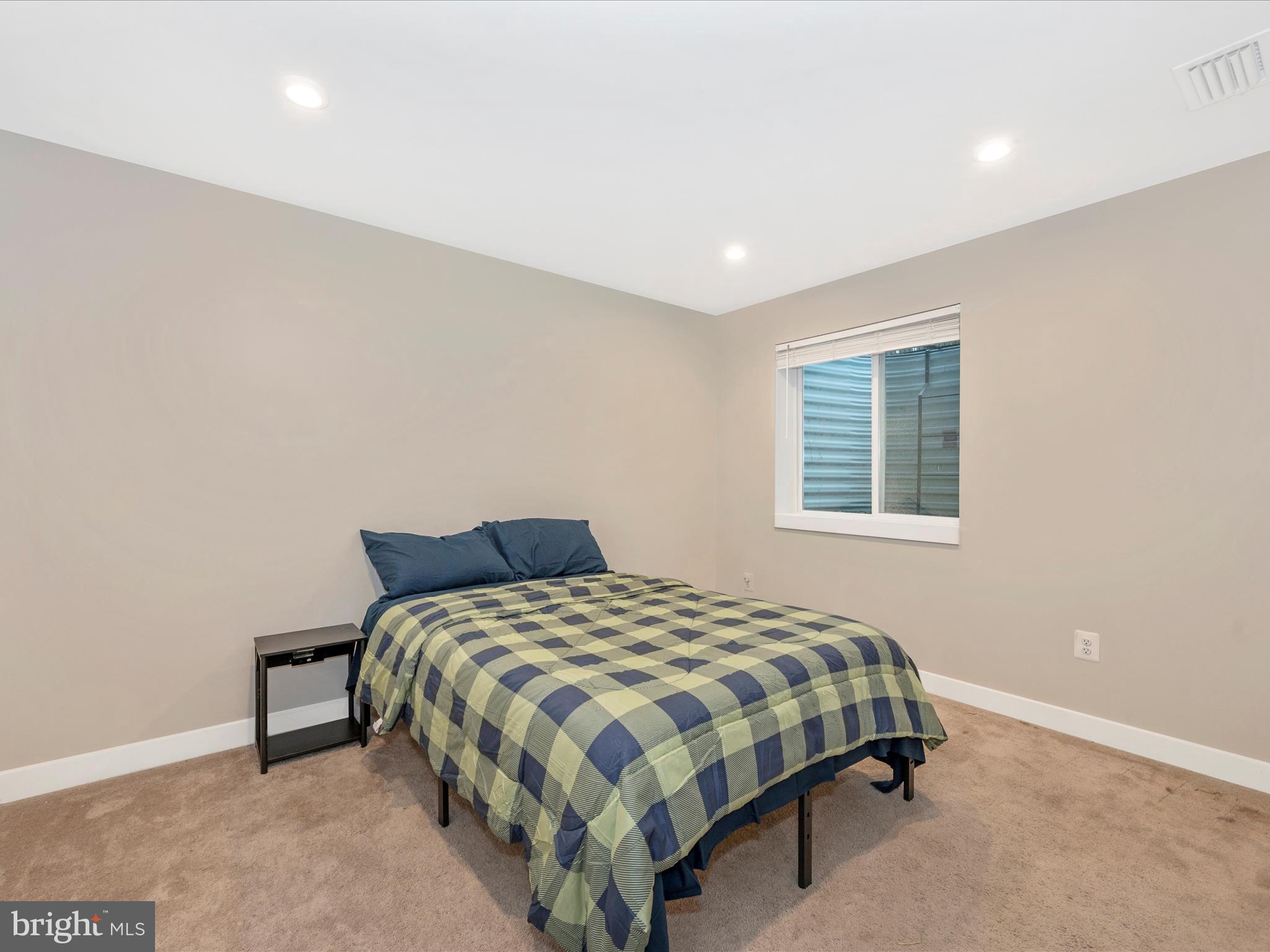 POTOMAC STATION - Residential