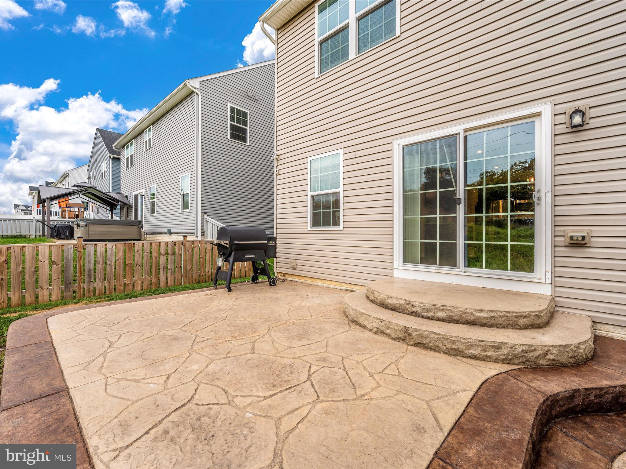 POTOMAC STATION - Residential