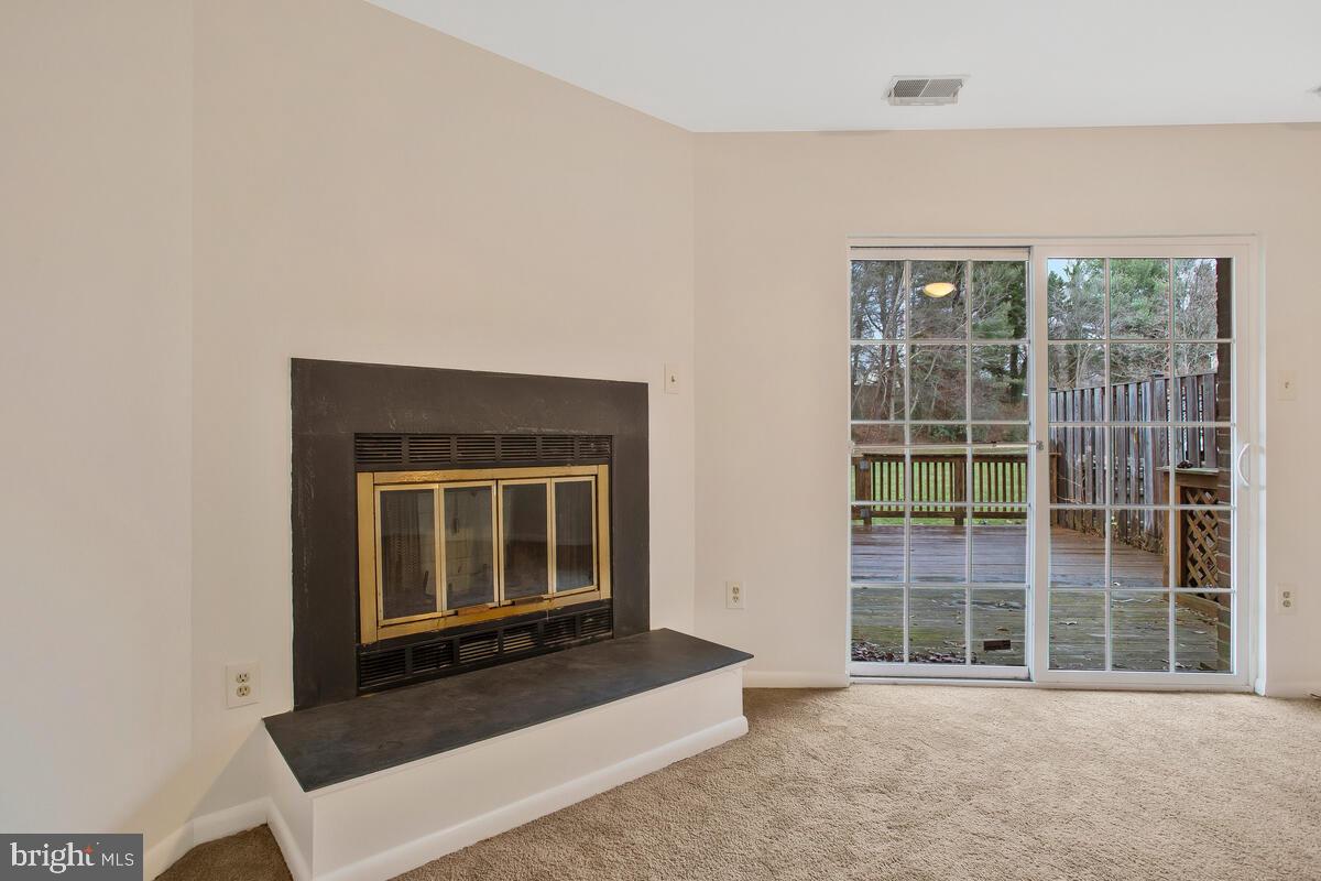 CHARING CROSS - Residential Lease