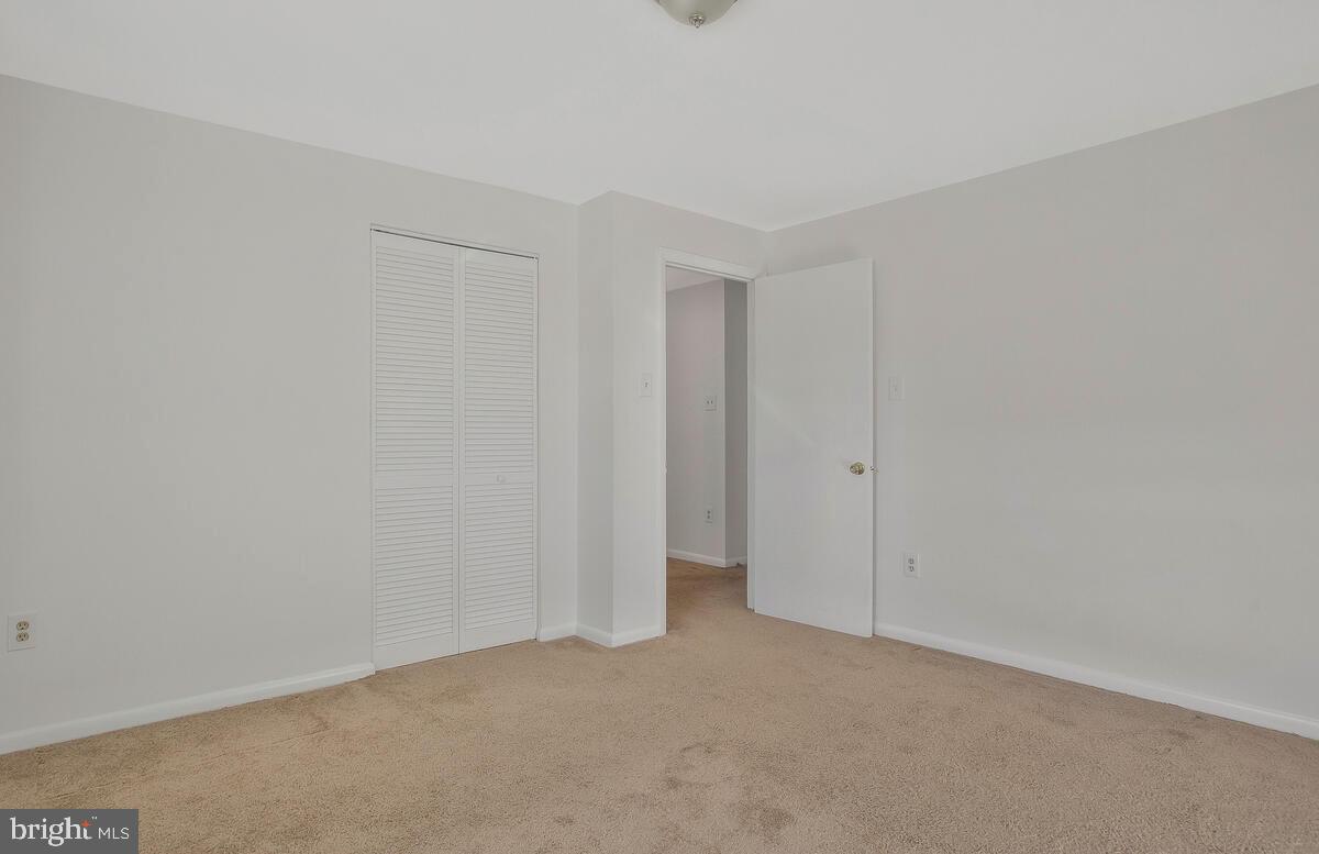 CHARING CROSS - Residential Lease