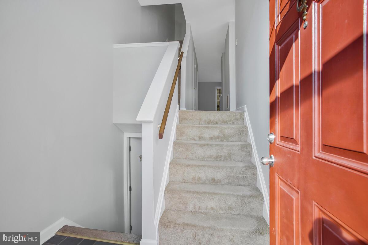 CHARING CROSS - Residential Lease