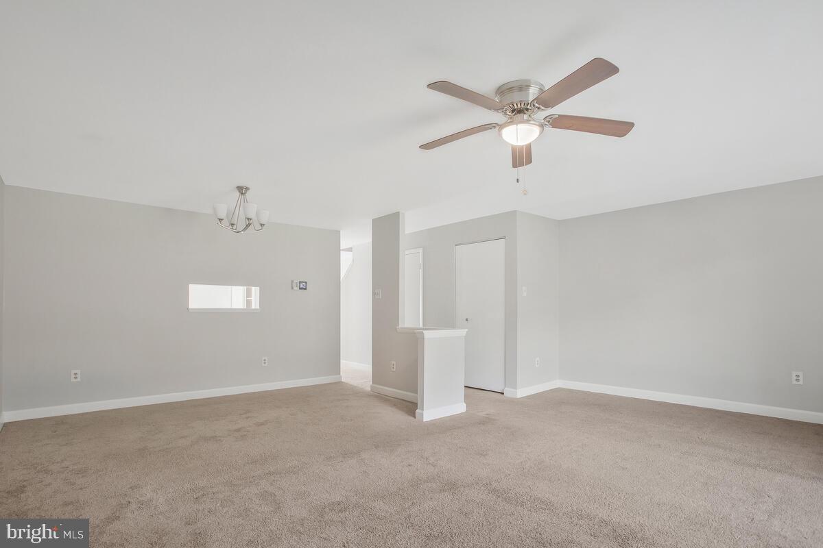 CHARING CROSS - Residential Lease