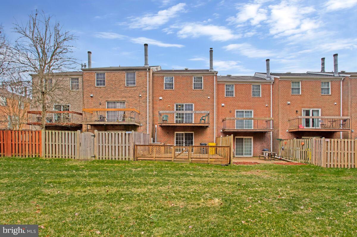 CHARING CROSS - Residential Lease