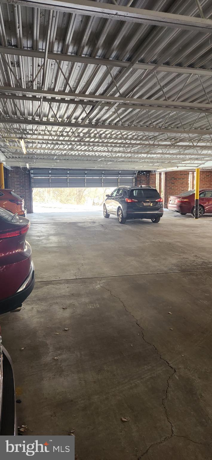 HUMMINGBIRD HILL - Residential Lease